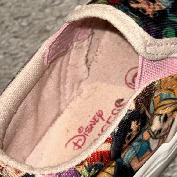 Ground UP Disney Princess Slip on Sneakers Toddler Girls size 6 - Picture 11 of 12
